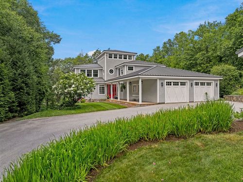 70 Warren Ave, Harvard, MA, 01451-1613 | Card Image