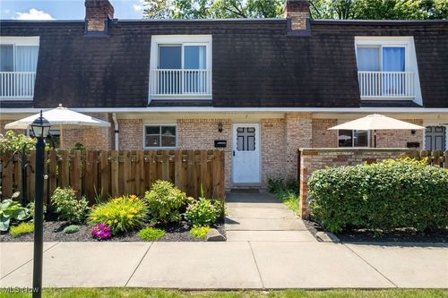 apt-f7-6480 State Rd, Parma, OH, 44134-4165 | Card Image