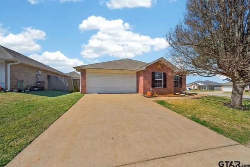137 Valley View Ln, Jacksonville, TX, 75766-5854 | Card Image