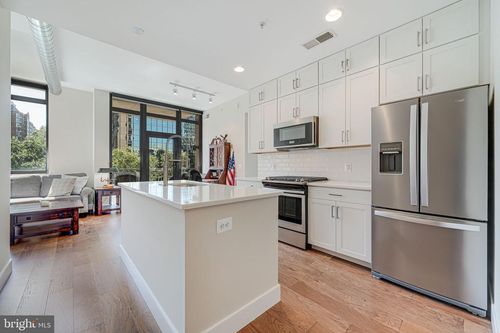 unit-307-2000 Clarendon Blvd, ARLINGTON, VA, 22201-2968 | Card Image