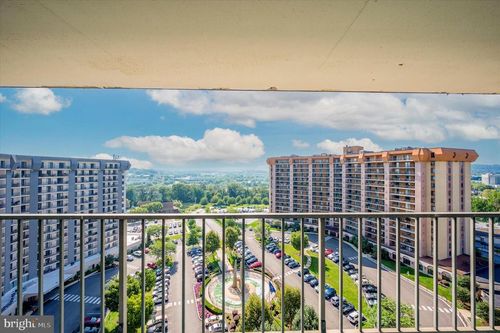 1438-21438 Valley Forge Cir, KING OF PRUSSIA, PA, 19406-1132 | Card Image