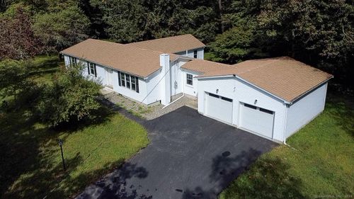 815 Mashamoquet Rd, Pomfret Center, CT, 06259-1917 | Card Image