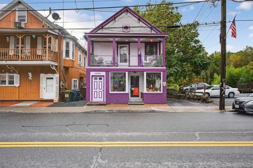 425 Main St, Rosendale, NY, 12472 | Card Image