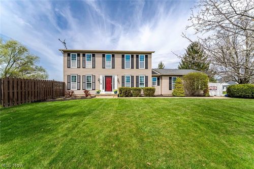 53 Charter Dr, Northfield, OH, 44067-3011 | Card Image