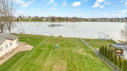 35 Winchester Dr, Addison, MI, 49220-9722 | Card Image