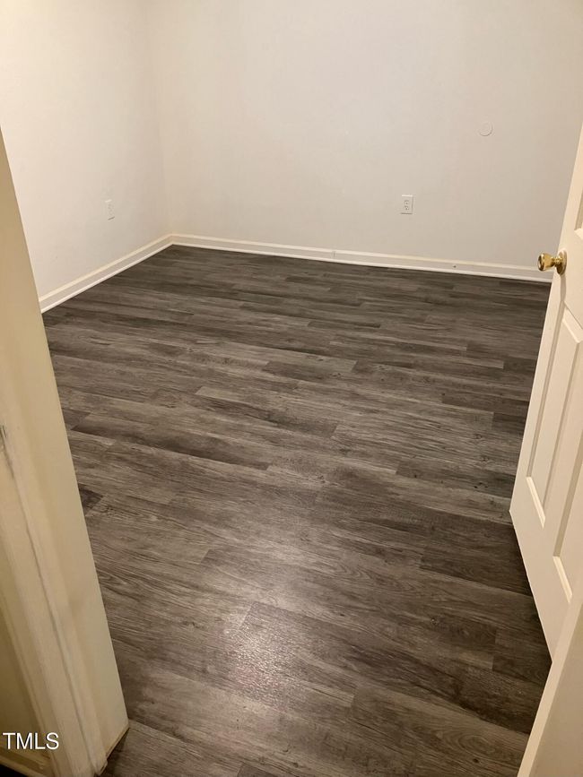 1911-102 Wolftech bdrm floor | Image 4