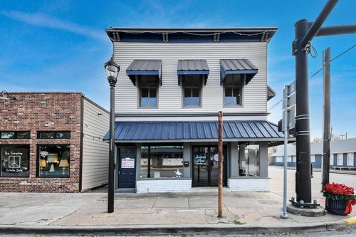 12-223 W Main St, La Porte, TX, 77571-5103 | Card Image