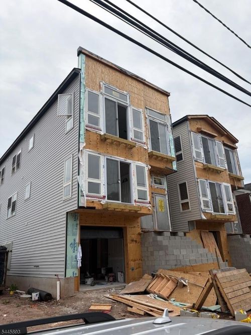 520 S 19th St, Newark, NJ, 07103-1108 | Card Image