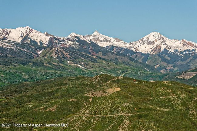 572 N Starwood Dr, House other with 5 bedrooms, 8 bathrooms and 2 parking in Aspen CO | Image 25
