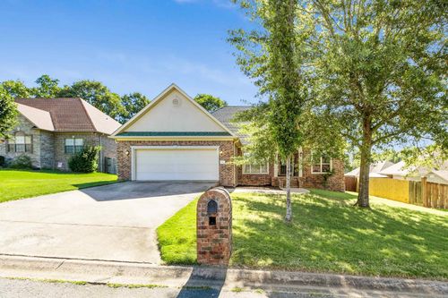 13 Savannah Ct, Cabot, AR, 72023-7802 | Card Image