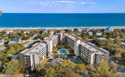 423 Parker Dr, Pawleys Island, SC, 29585-5155 | Card Image