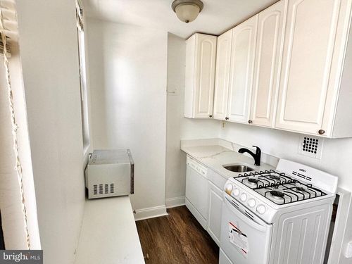 610-1021 Arlington Blvd, ARLINGTON, VA, 22209-2215 | Card Image