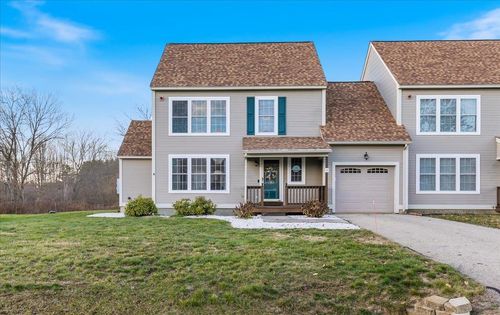 43 Abbey Rd, Brentwood, NH, 03833-6637 | Card Image