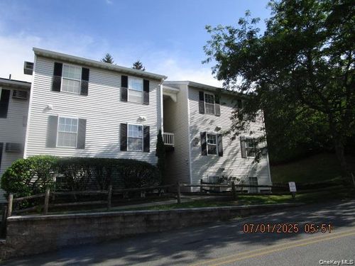 6-28 Lexington Hl, Harriman, NY, 10926-3433 | Card Image