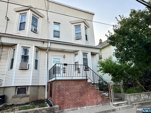 405 7th St, Harrison, NJ, 07029-2005 | Card Image
