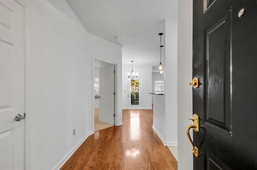 106-2025 Woodmont Blvd, Nashville, TN, 37215-1563 | Card Image
