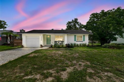 5029 19th St, Zephyrhills, FL, 33542-2166 | Card Image