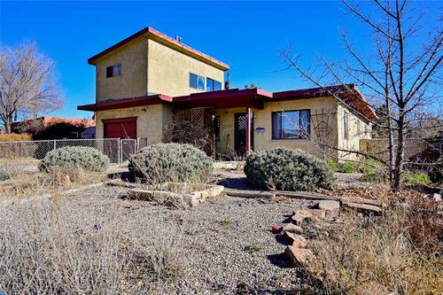 123 Placita De Oro, Santa Fe, NM, 87501-1529 | Card Image