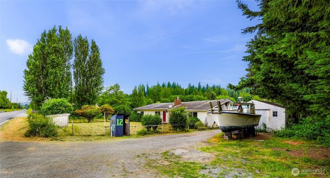 8739 F And S Grade Rd, House other with 3 bedrooms, 3 bathrooms and 1 parking in Sedro Woolley WA | Image 4