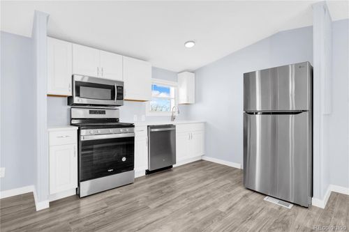 4210 E 100th Ave, Thornton, CO, 80229-3015 | Card Image