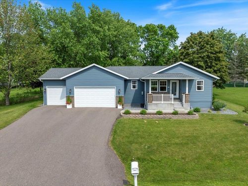 907 N Schmidt Ave, Marshfield, WI, 54449-1216 | Card Image