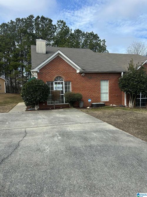 102 Canyon Trl, Pelham, AL, 35124-4803 | Card Image