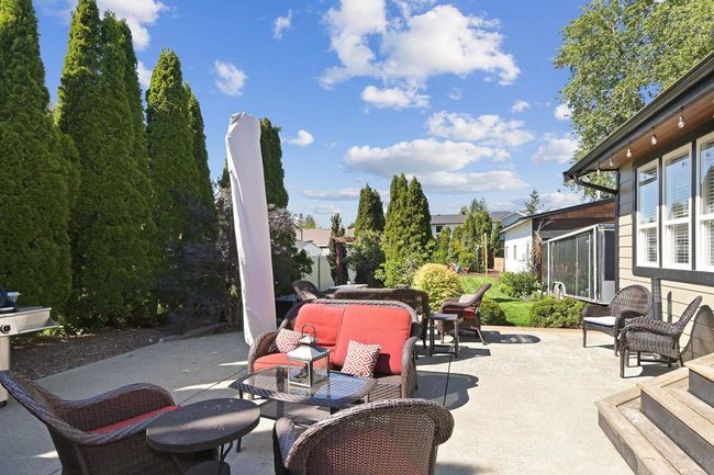 26561 29 Avenue, House other with 3 bedrooms, 2 bathrooms and 6 parking in Langley BC | Image 30