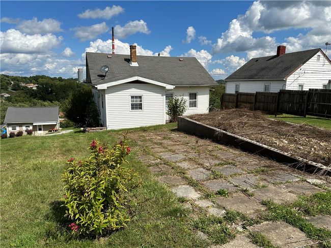 222 Charles, House other with 2 bedrooms, 1 bathrooms and null parking in Smith PA | Image 2