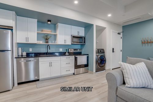101-4 Bridge St, Nashua, NH, 03060-3561 | Card Image