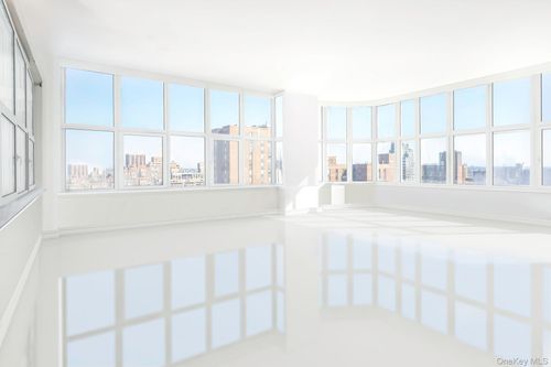 ph32a-181 E 90th St, New York, NY, 10128-2329 | Card Image