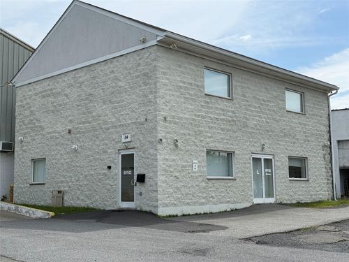 34 Cottage St, Middletown, NY, 10940-4836 | Card Image