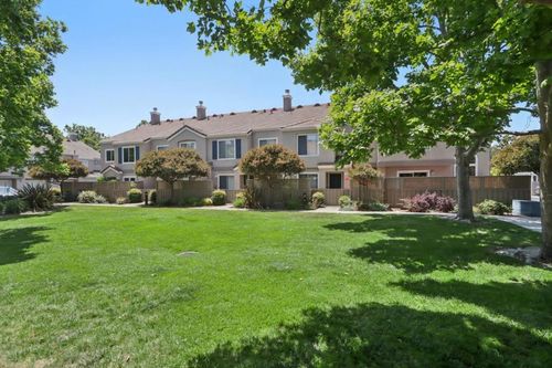 138 Griglio Dr, San Jose, CA, 95134-1530 | Card Image