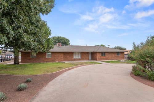 1716 W Avenue H, Muleshoe, TX, 79347-4328 | Card Image