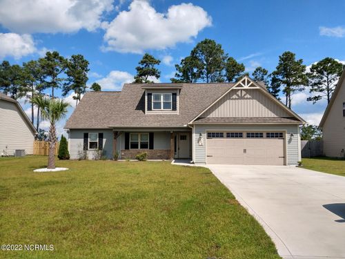 526 Deep Inlet Dr, Sneads Ferry, NC, 28460-1801 | Card Image