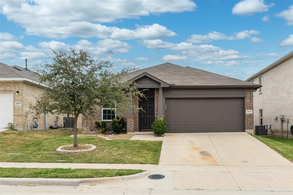 2089 Hartley Drive, For Sale in Forney Zoocasa
