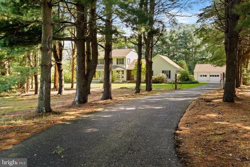 87 Bordentown Chesterfield Rd, Chesterfield, NJ, 08515-2916 | Card Image