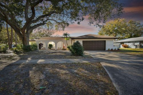 570 Casler Ave, CLEARWATER, FL, 33755-5838 | Card Image
