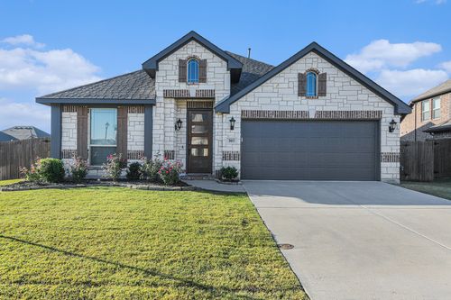 303 Pineview Ln, Ponder, TX, 76259-1010 | Card Image