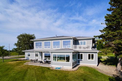 1019 Sweetnam Dr, Manistee, MI, 49660-9615 | Card Image
