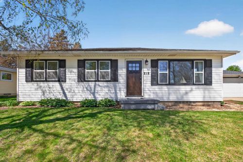 218 N Genevieve St, Cedar Falls, IA, 50613-1715 | Card Image