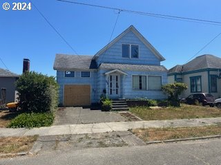 6th St, Coos Bay, OR 97420