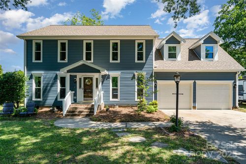 2278 Jon Chris Dr, Harrisburg, NC, 28075-9633 | Card Image