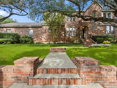 6 Inwood Mnr, San Antonio, TX, 78248-1618 | Card Image