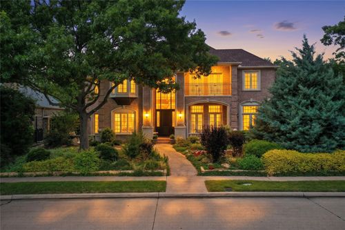 5117 Runnin River Dr, Plano, TX, 75093-7552 | Card Image