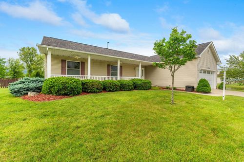 1554 Claudia Ln, Marysville, OH, 43040-8643 | Card Image