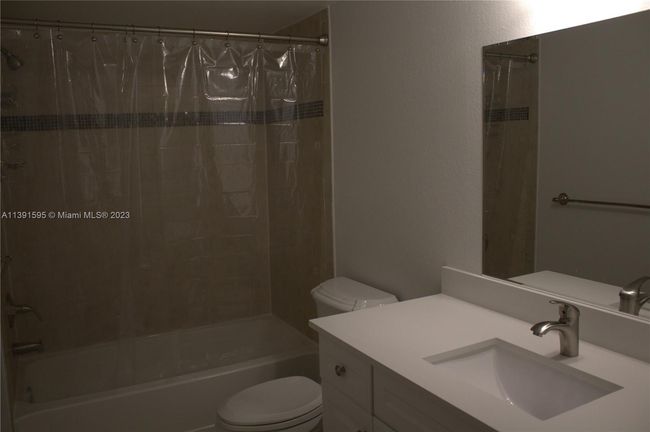 APT-3203 - 2826 S University Dr, Condo with 1 bedrooms, 1 bathrooms and null parking in Davie FL | Image 19