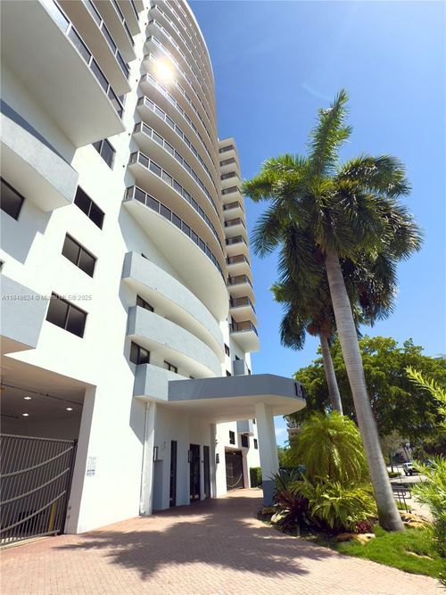 apt-806-2301 Sw 27th Ave, Miami, FL, 33145-3672 | Card Image