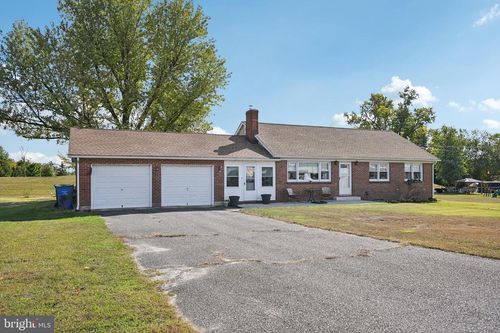 328 Pedricktown Rd, SWEDESBORO, NJ, 08085-4513 | Card Image