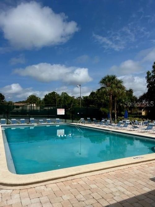 apt-104-501 E Bay Dr, LARGO, FL, 33770-3727 | Card Image