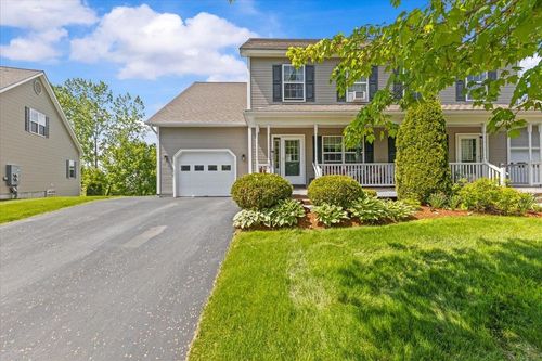 19 Ketcham Dr, Essex Junction, VT, 05452-4439 | Card Image